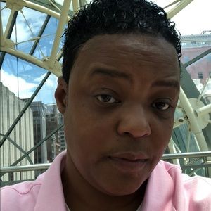 Meet your Posher, Sonia